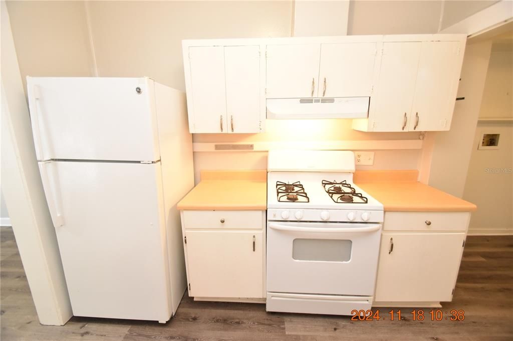 For Rent: $1,850 (2 beds, 2 baths, 1016 Square Feet)