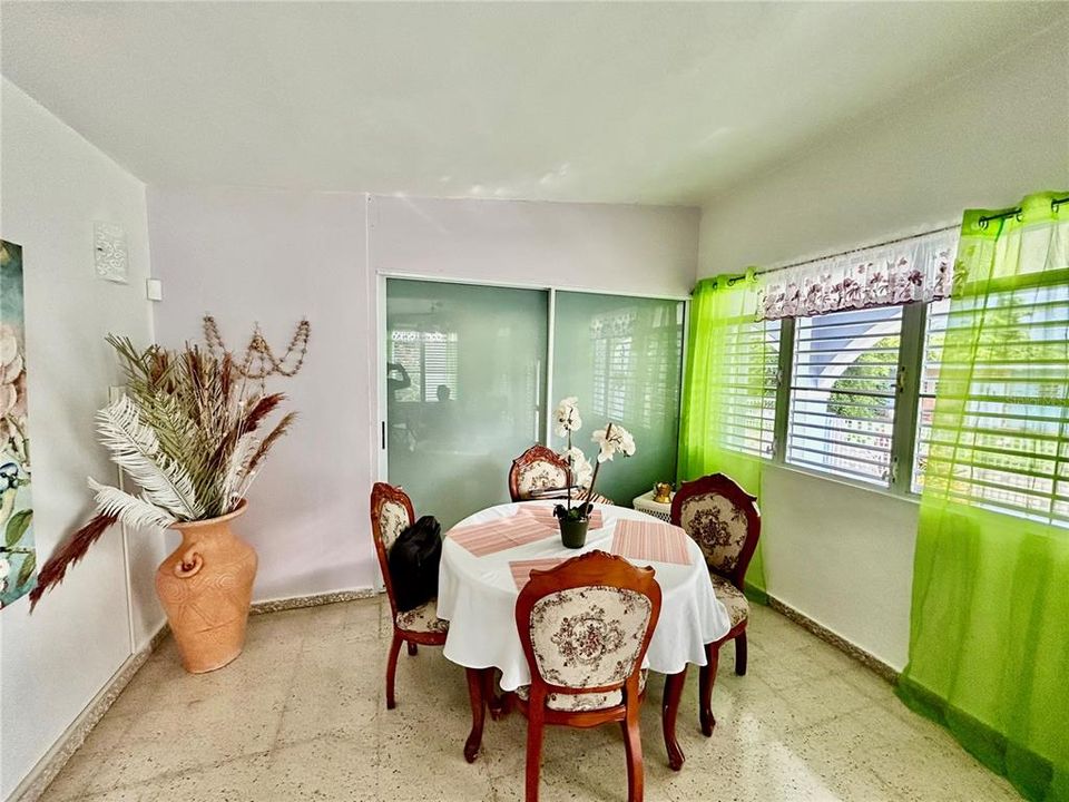 En Venta: $170,000 (3 camas, 2 baños, 0 Pies cuadrados)