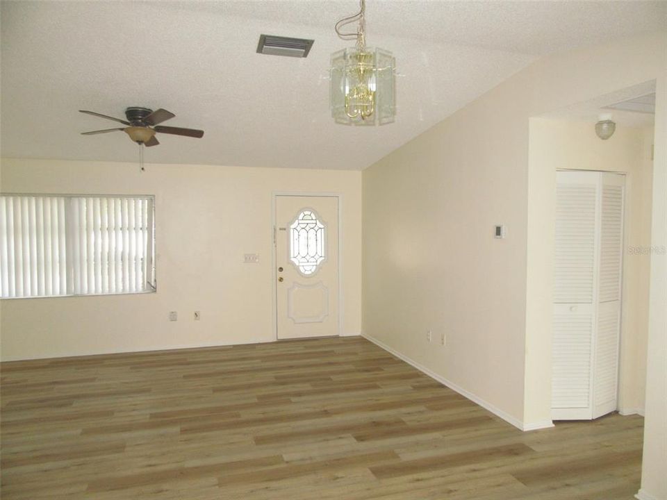 For Rent: $1,500 (2 beds, 2 baths, 1054 Square Feet)