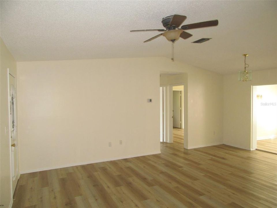 For Rent: $1,500 (2 beds, 2 baths, 1054 Square Feet)