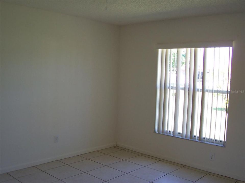 For Rent: $1,800 (3 beds, 2 baths, 1443 Square Feet)