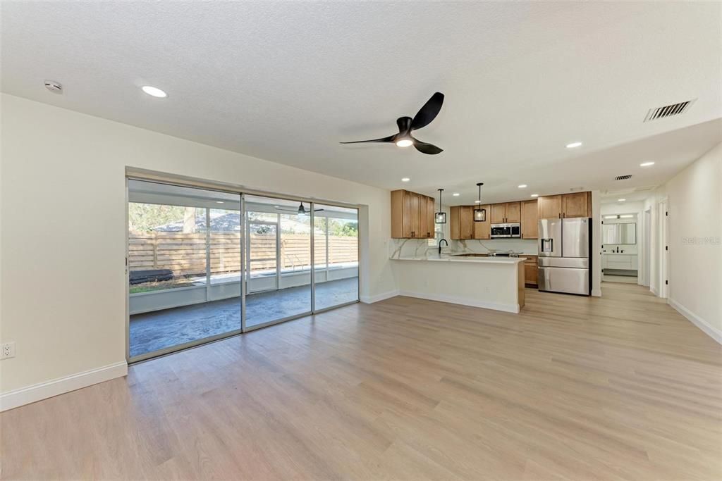 For Sale: $529,900 (3 beds, 2 baths, 1611 Square Feet)