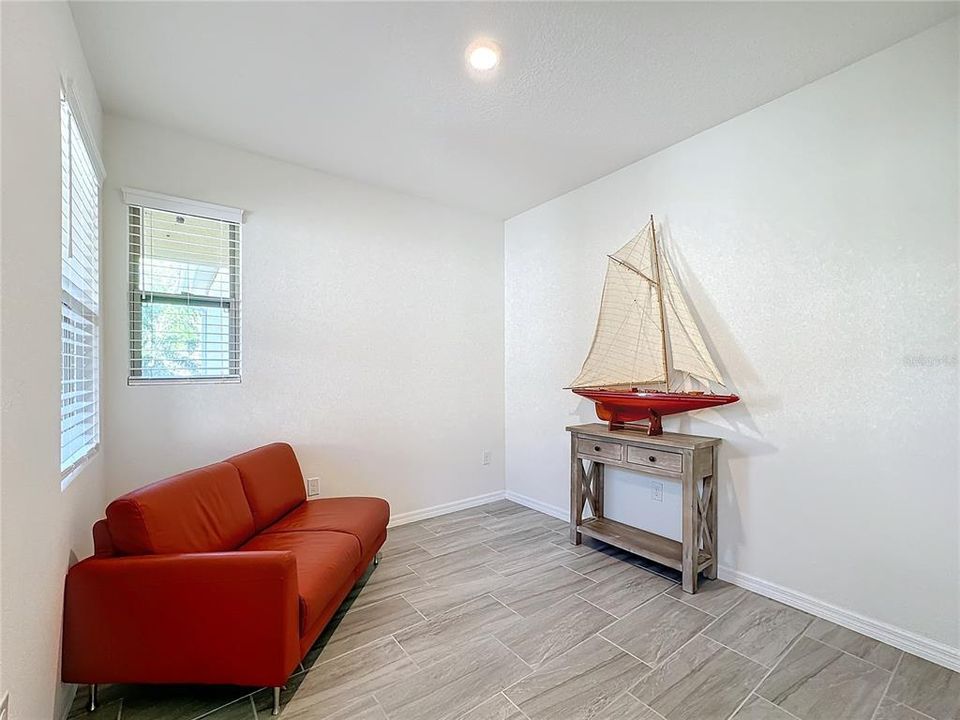 For Sale: $350,000 (2 beds, 2 baths, 1608 Square Feet)