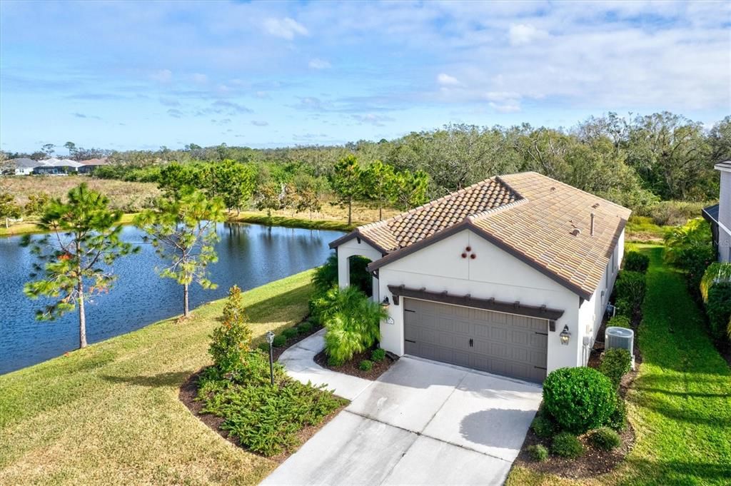 For Sale: $459,900 (3 beds, 2 baths, 1421 Square Feet)