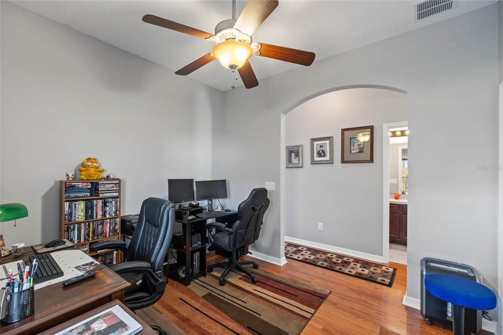 For Sale: $430,000 (4 beds, 2 baths, 1955 Square Feet)