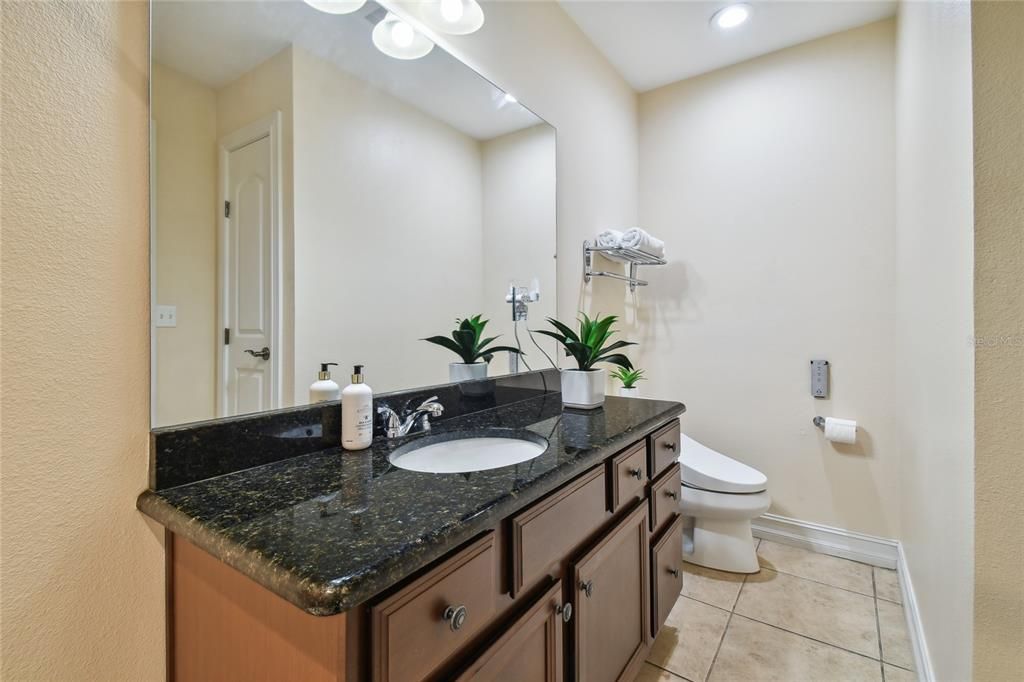 For Sale: $310,000 (2 beds, 2 baths, 1108 Square Feet)