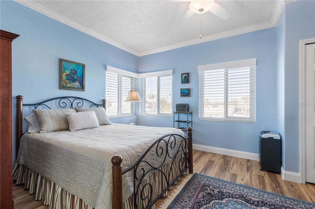 Upstairs guest room