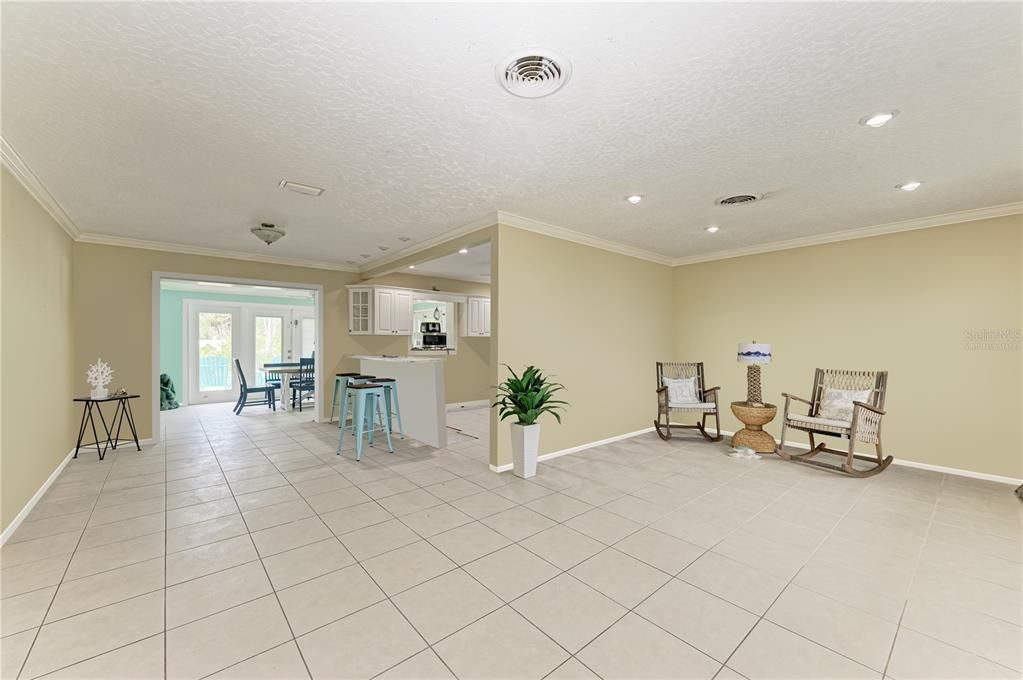 Living room with walls Virtually staged