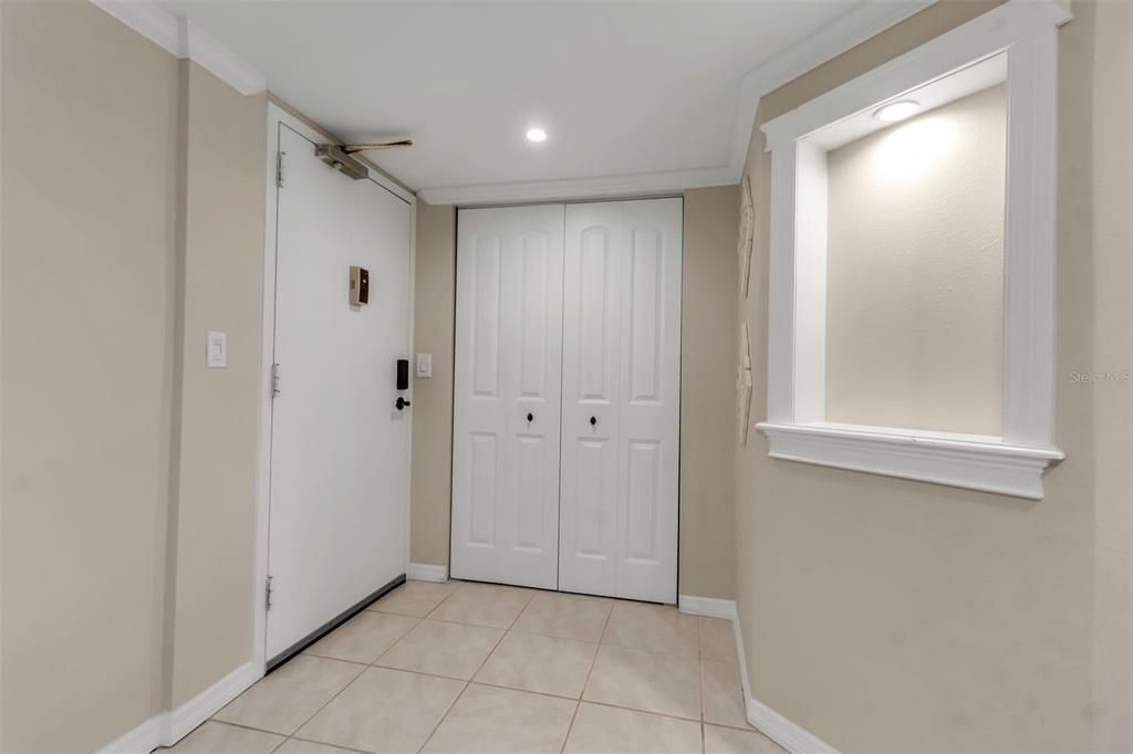 For Sale: $239,990 (2 beds, 2 baths, 1178 Square Feet)