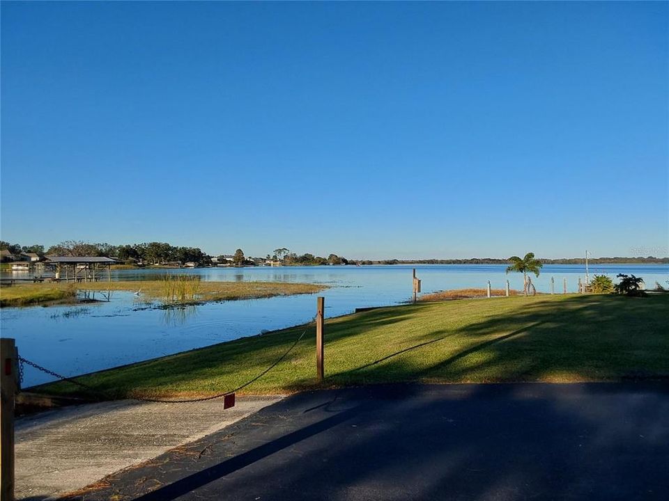 Access to Lake Marianna