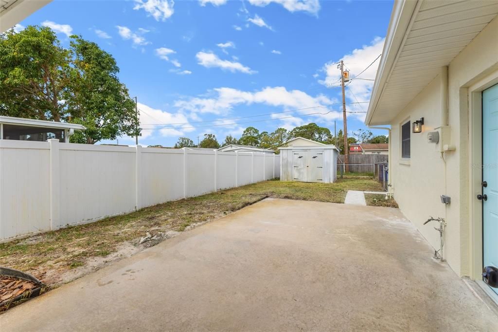 For Sale: $600,000 (3 beds, 2 baths, 1433 Square Feet)