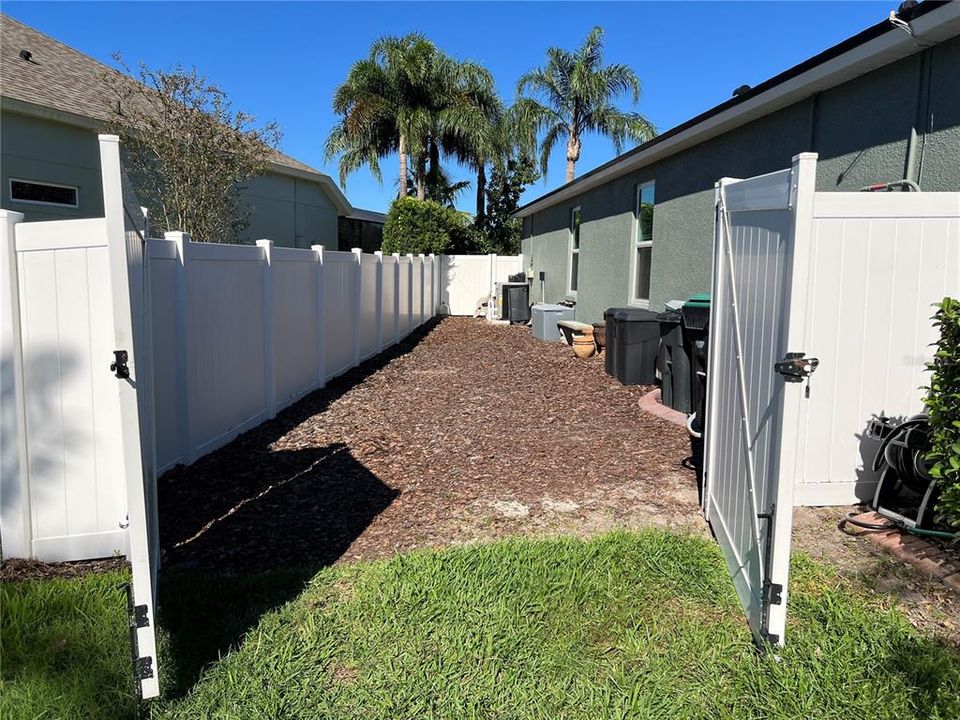 Boat/Jetski,Car storage area