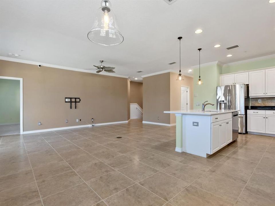 For Sale: $439,900 (3 beds, 2 baths, 1740 Square Feet)