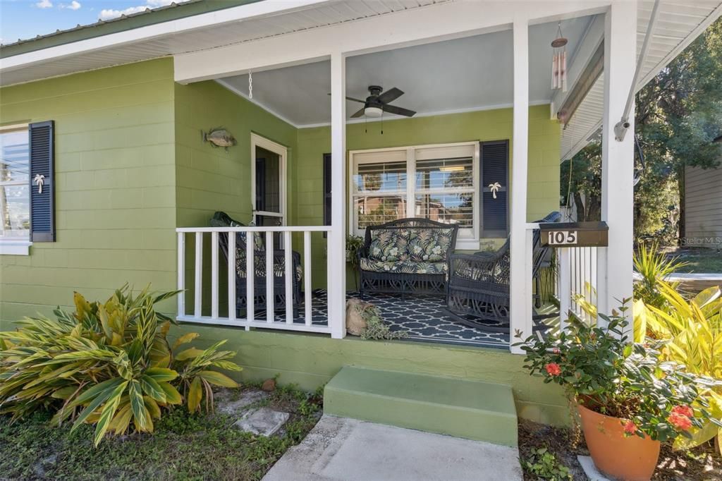 For Sale: $424,500 (3 beds, 1 baths, 1267 Square Feet)