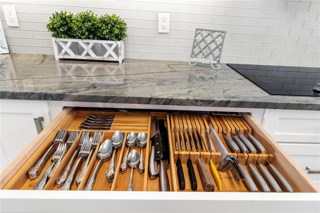 Drawers in kitchen