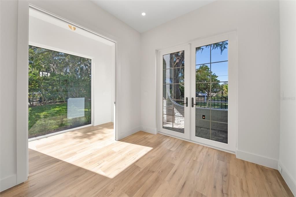 Custom Walk in Closets