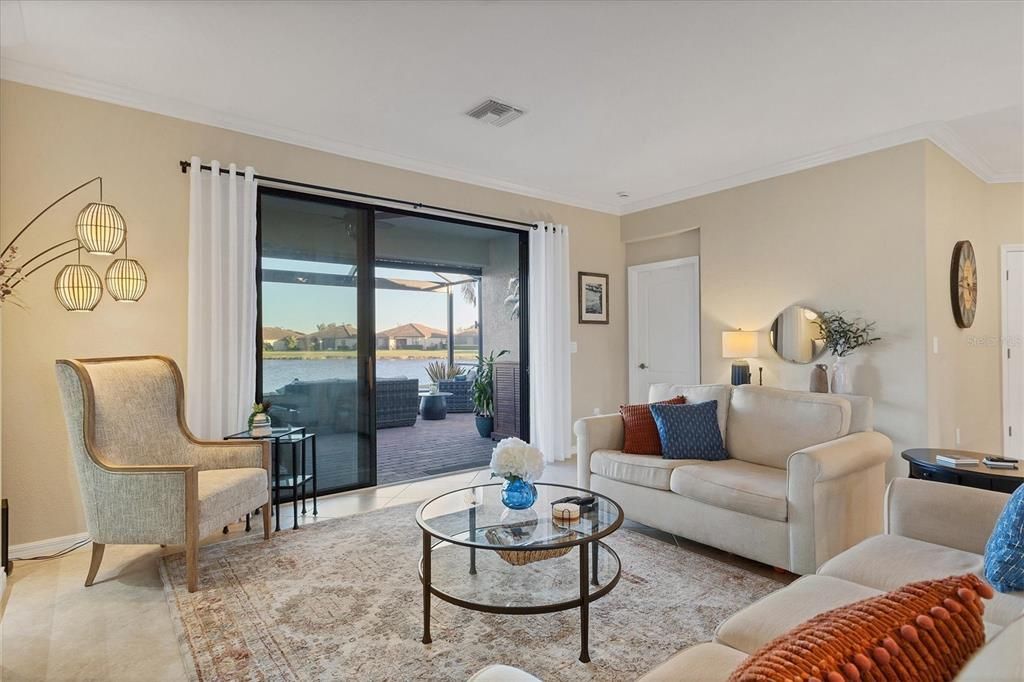 Living Room with view to Lanai