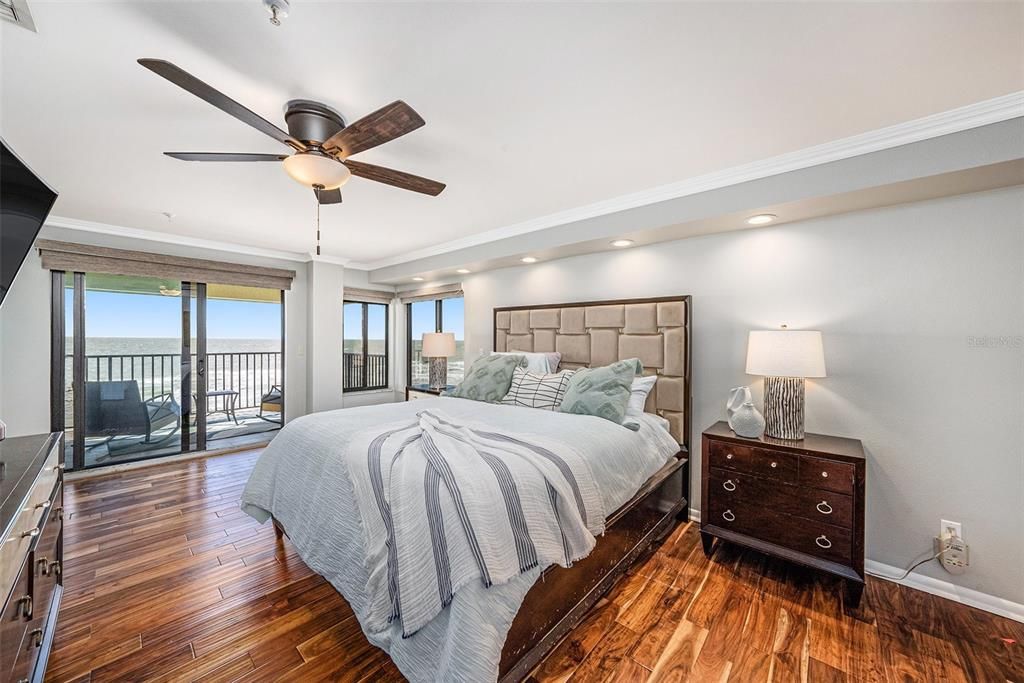 For Sale: $1,495,000 (3 beds, 2 baths, 1695 Square Feet)