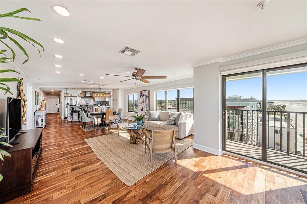 For Sale: $1,495,000 (3 beds, 2 baths, 1695 Square Feet)