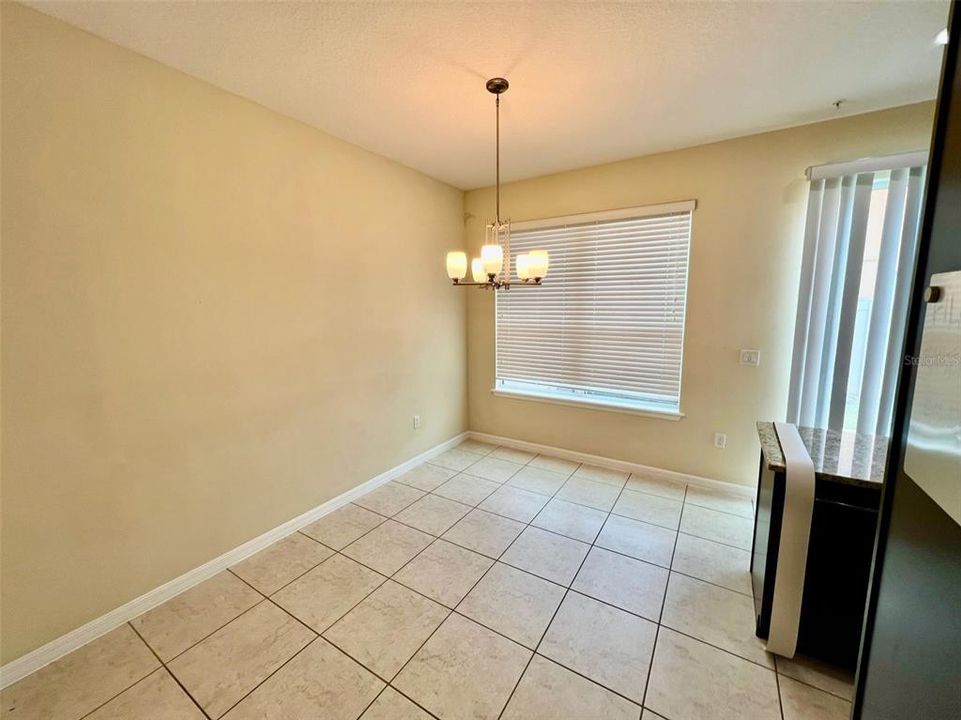 For Rent: $2,600 (3 beds, 2 baths, 1669 Square Feet)