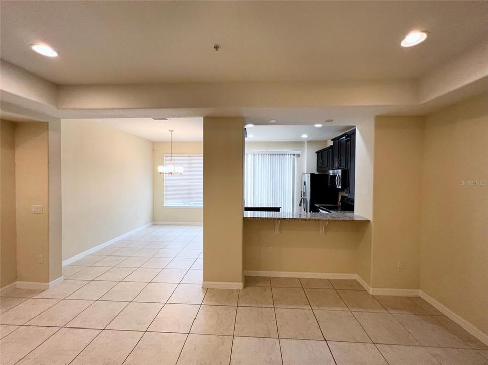 For Rent: $2,600 (3 beds, 2 baths, 1669 Square Feet)