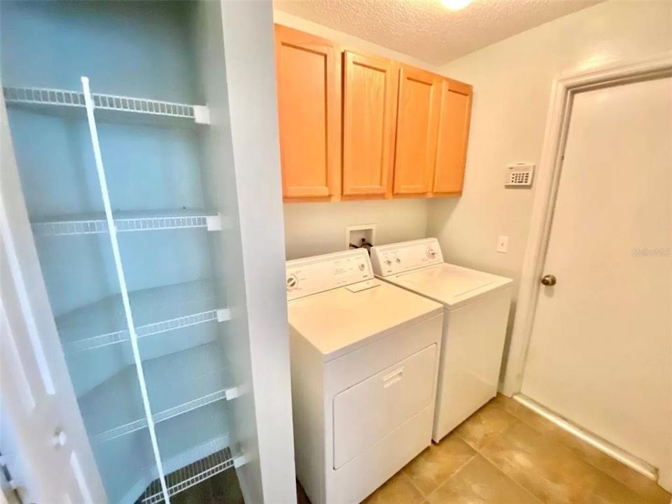 For Rent: $2,500 (3 beds, 2 baths, 1264 Square Feet)