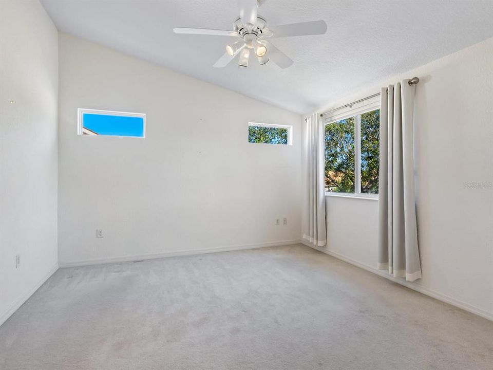 For Sale: $330,000 (3 beds, 2 baths, 1617 Square Feet)