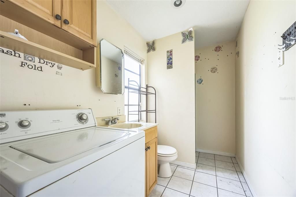 For Sale: $239,900 (2 beds, 2 baths, 1512 Square Feet)