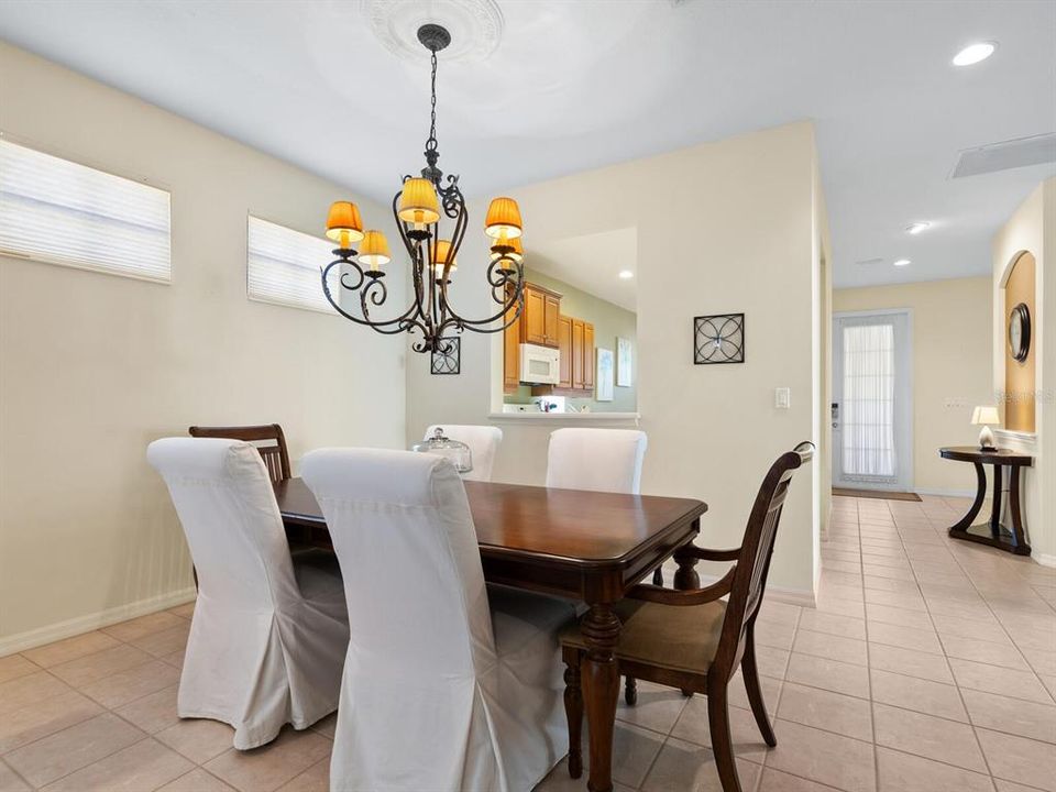 For Sale: $460,000 (3 beds, 2 baths, 1800 Square Feet)