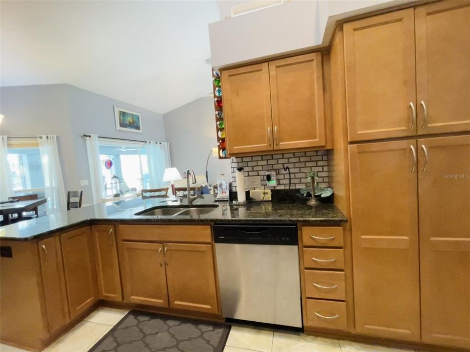 For Sale: $399,000 (3 beds, 2 baths, 1822 Square Feet)