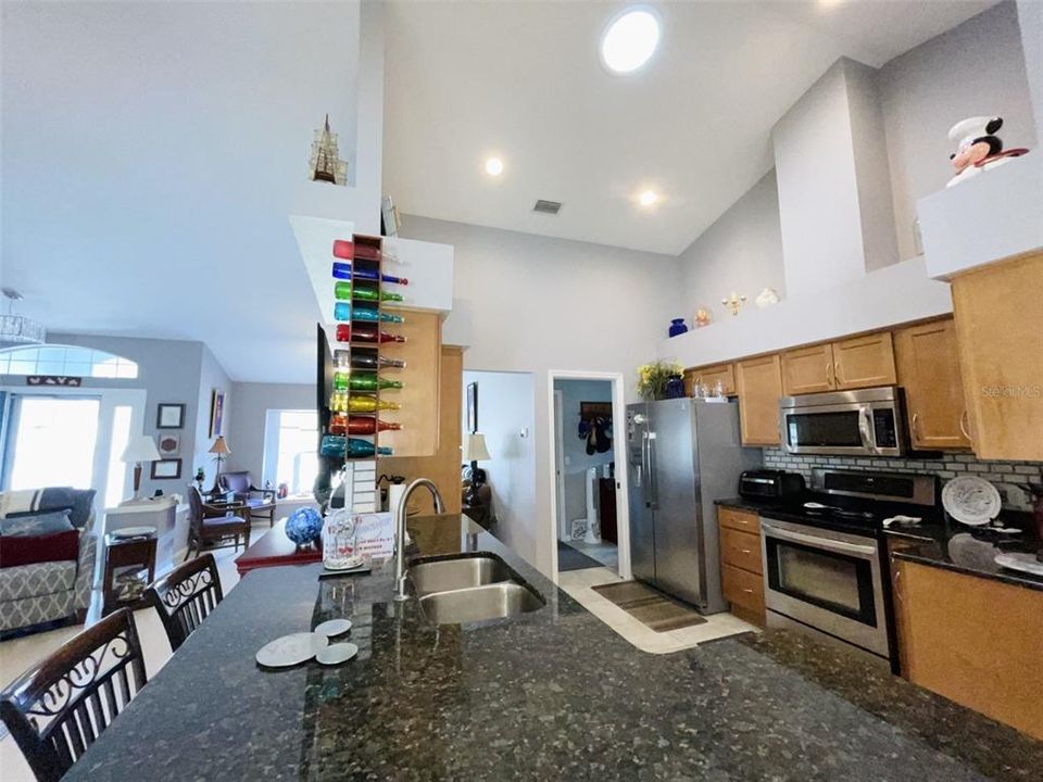 For Sale: $399,000 (3 beds, 2 baths, 1822 Square Feet)