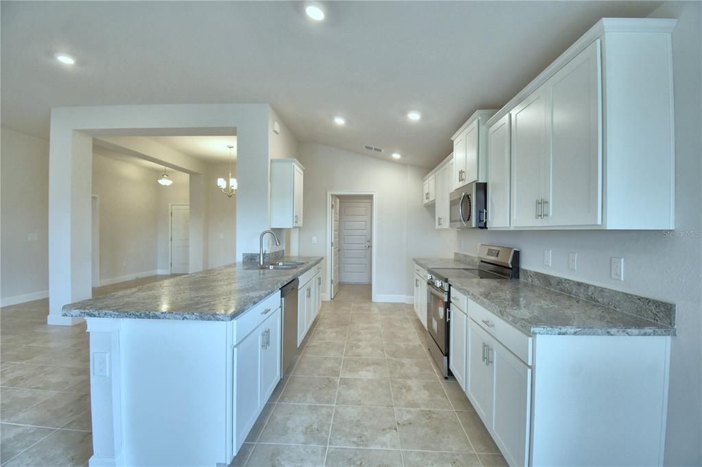 Active With Contract: $339,955 (3 beds, 2 baths, 1970 Square Feet)