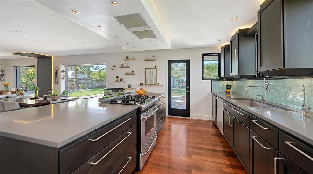 kitchen to back door