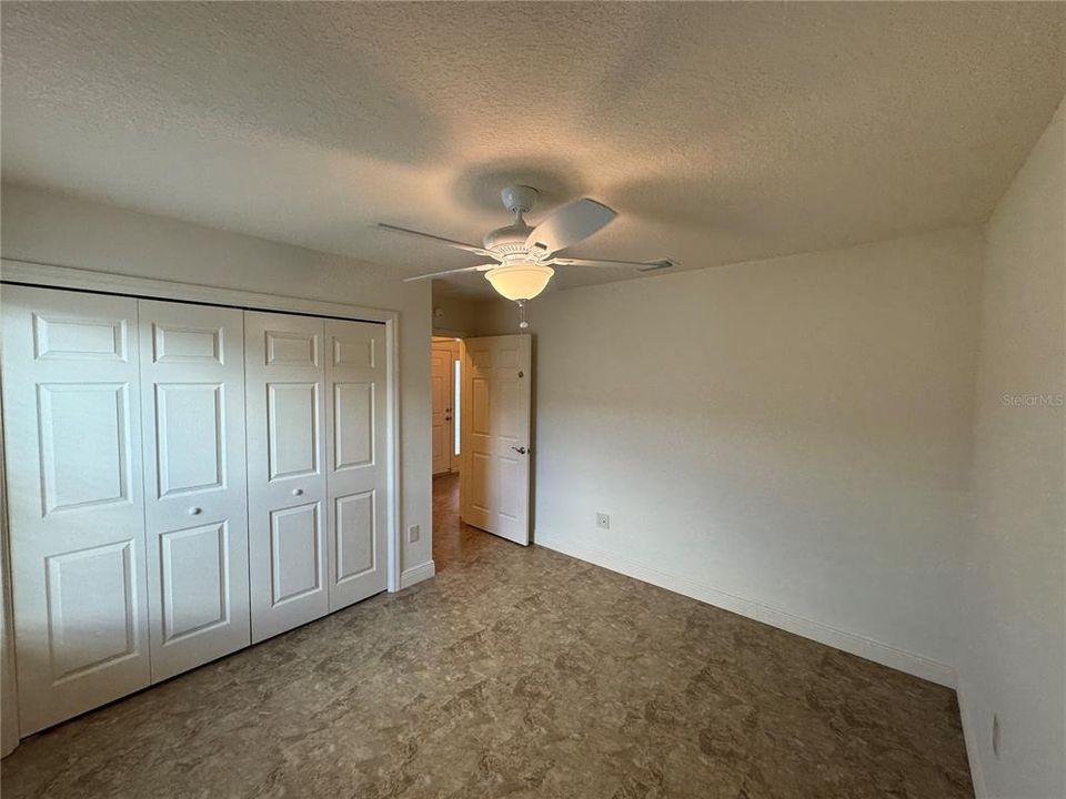 For Rent: $2,300 (4 beds, 2 baths, 1993 Square Feet)