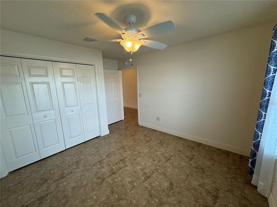 For Rent: $2,300 (4 beds, 2 baths, 1993 Square Feet)