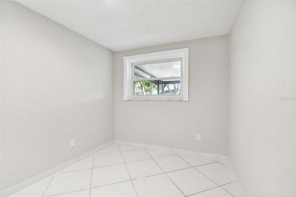 For Sale: $350,000 (4 beds, 2 baths, 1308 Square Feet)