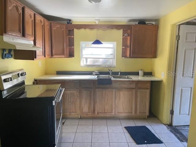 For Sale: $179,000 (2 beds, 1 baths, 1040 Square Feet)