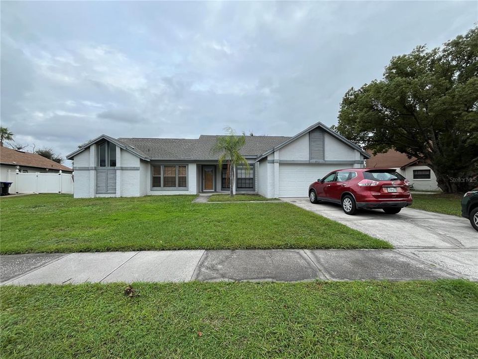 For Sale: $419,800 (3 beds, 2 baths, 1623 Square Feet)