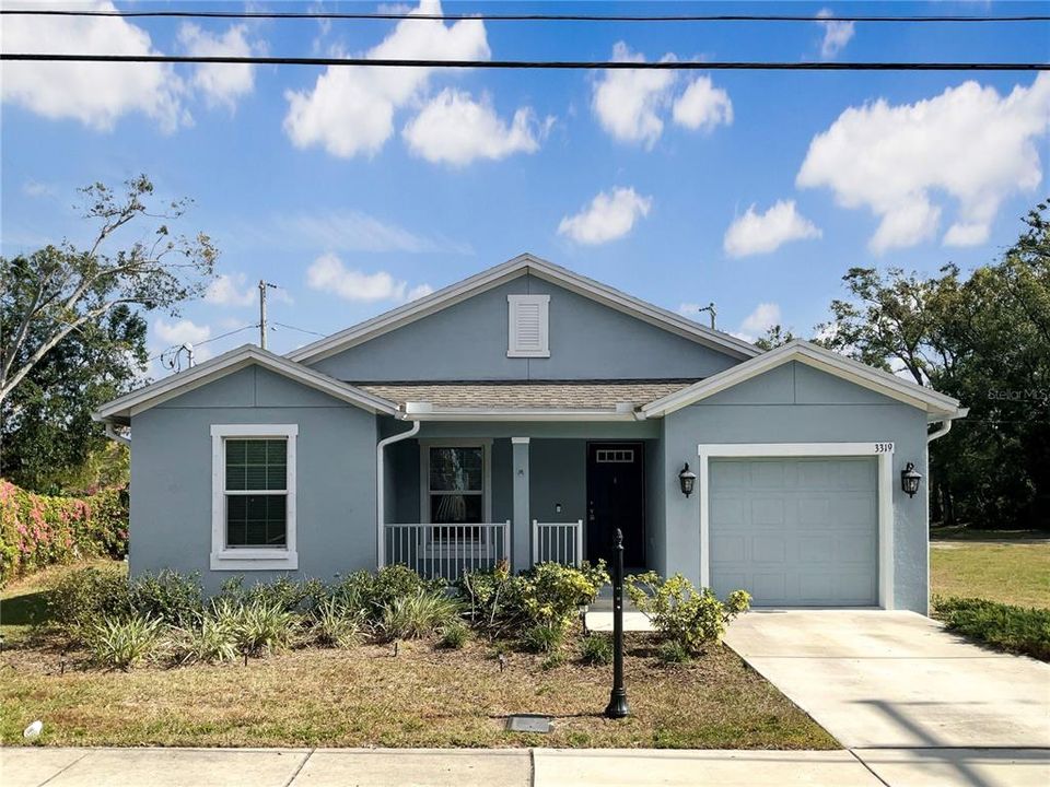 For Sale: $340,000 (3 beds, 2 baths, 1222 Square Feet)