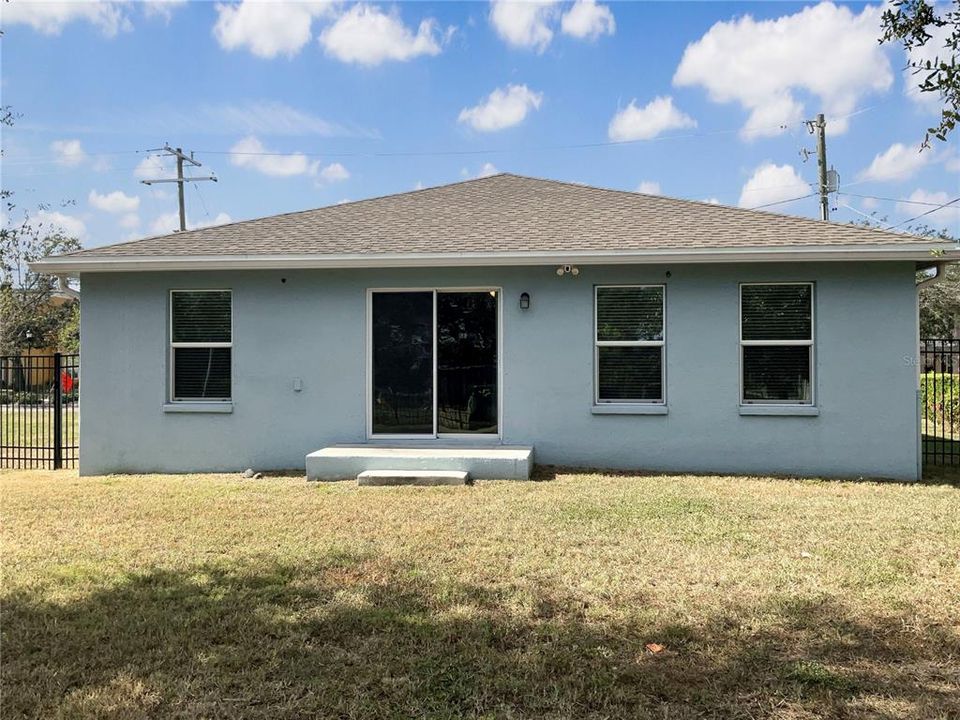 For Sale: $340,000 (3 beds, 2 baths, 1222 Square Feet)