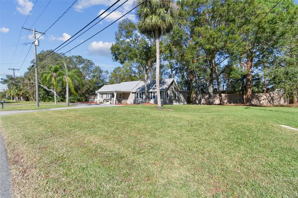 For Sale: $1,175,000 (3 beds, 2 baths, 2439 Square Feet)