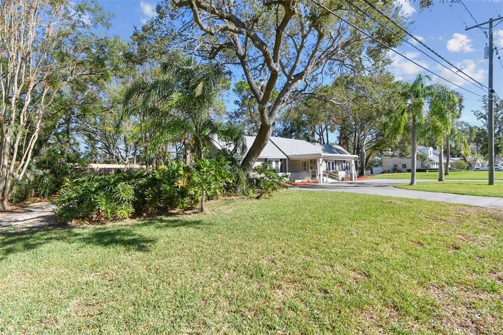 For Sale: $1,175,000 (3 beds, 2 baths, 2439 Square Feet)