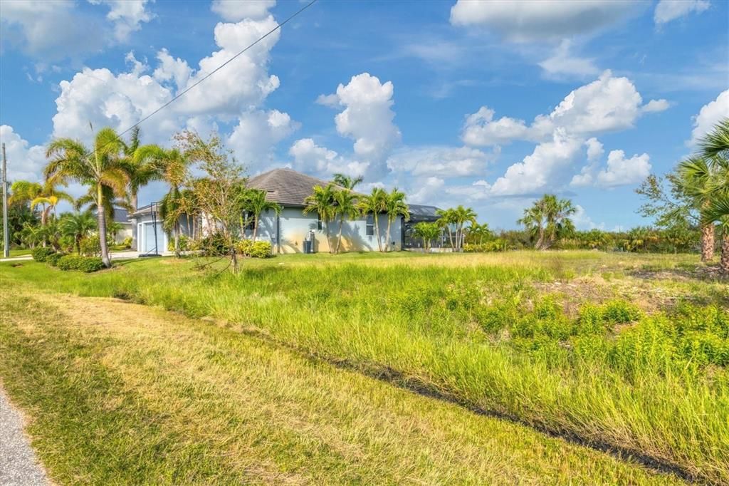 For Sale: $1,200,000 (3 beds, 3 baths, 2299 Square Feet)