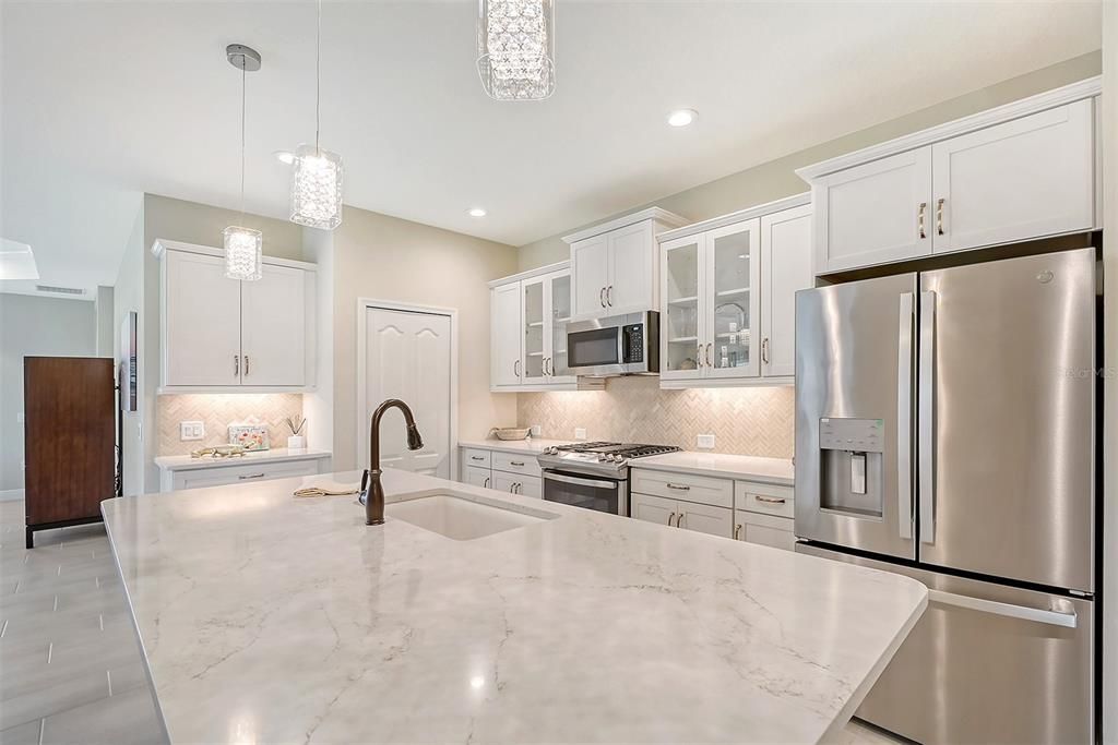 Kitchen with Island