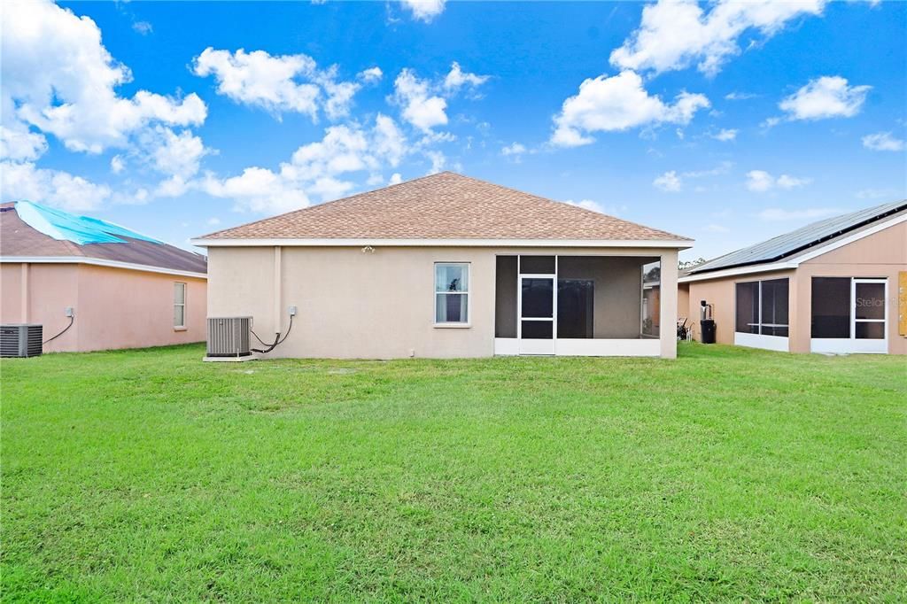 For Sale: $349,990 (4 beds, 2 baths, 1889 Square Feet)