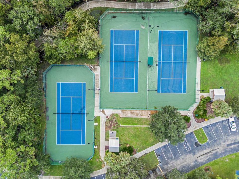 Community Tennis Courts