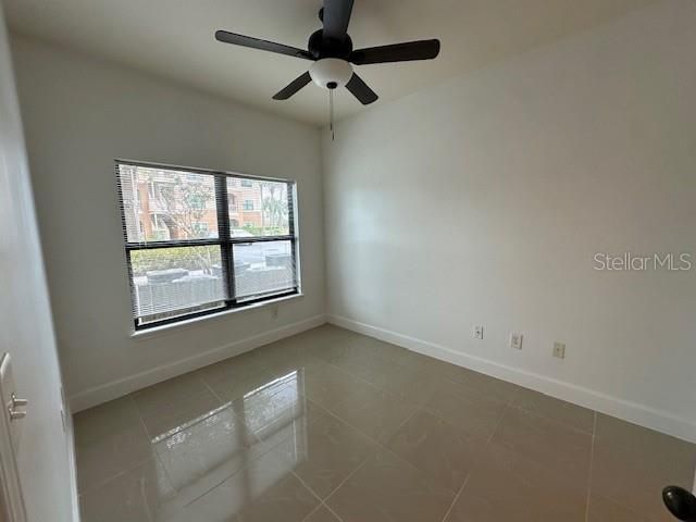 For Rent: $1,295 (1 beds, 1 baths, 598 Square Feet)