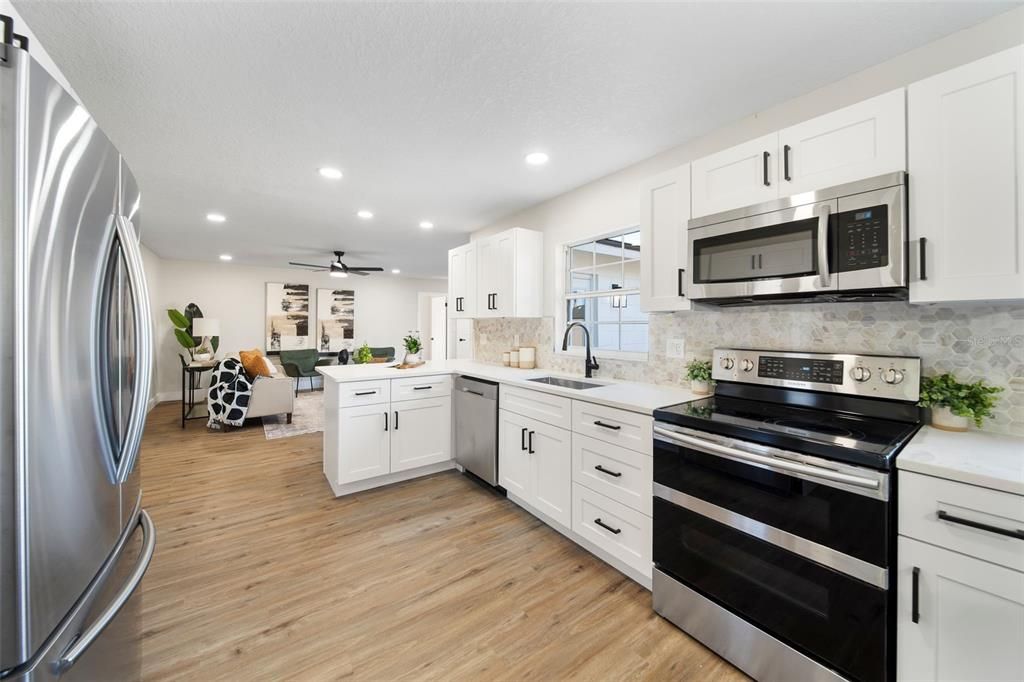 Kitchen Quartz and Stainless Steel