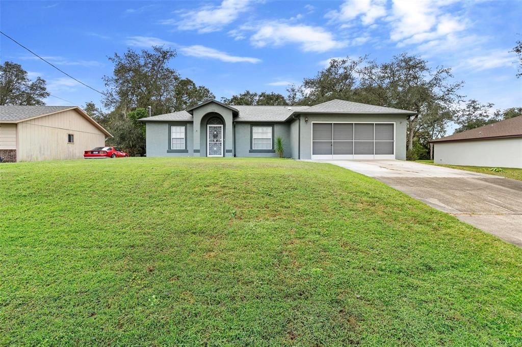 For Sale: $285,000 (3 beds, 2 baths, 1192 Square Feet)