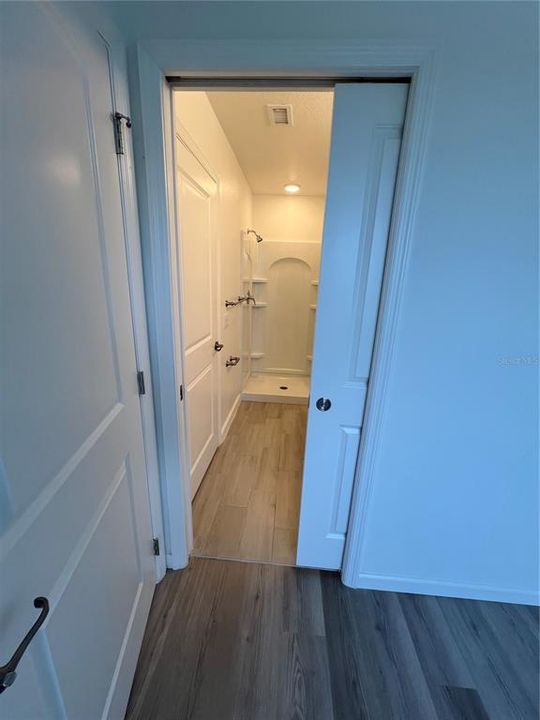 For Rent: $2,200 (2 beds, 2 baths, 1153 Square Feet)